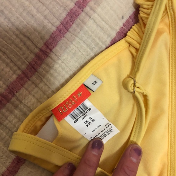 ASOS River Island Ribbed Knot Bikini Yellow Size M - Picture 7 of 7